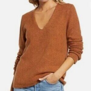 Treasure & Bond | Super Soft Cotton, Wool Blend Rust Color V-neck Swester